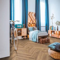 PAV. HERRINGBONE TOTTAL AC5 665X133X10 ROBLE KASHMIR